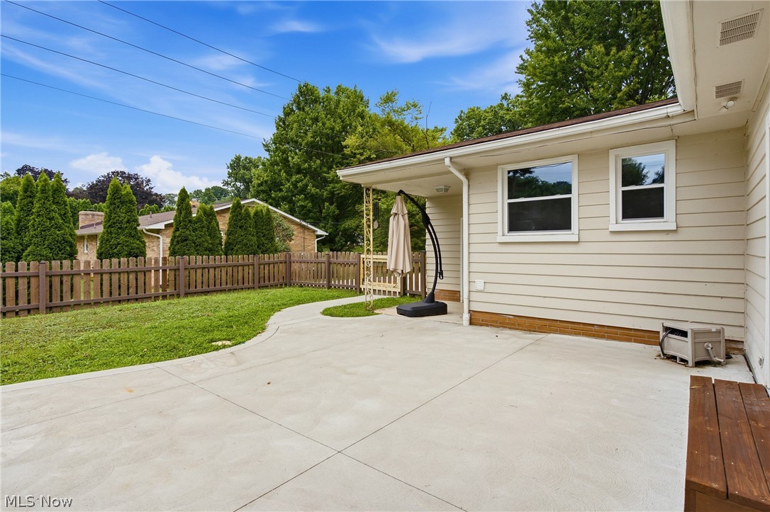 4828 Echoglenn Street NW North Canton OH 44720