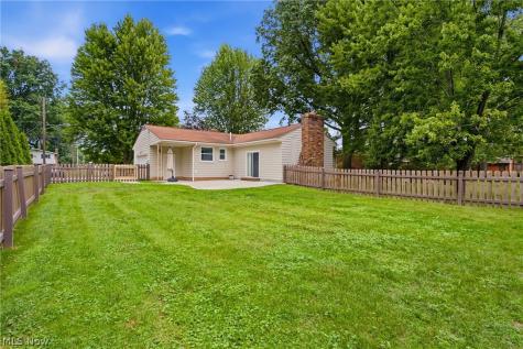 4828 Echoglenn Street NW North Canton OH 44720