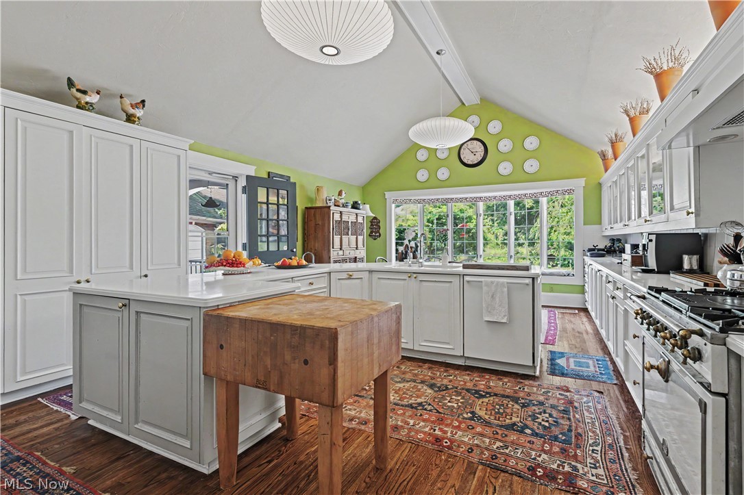 9498 Smith Road Waite Hill OH 44094