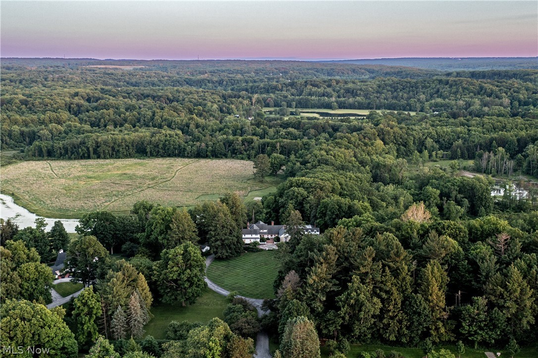 9498 Smith Road Waite Hill OH 44094