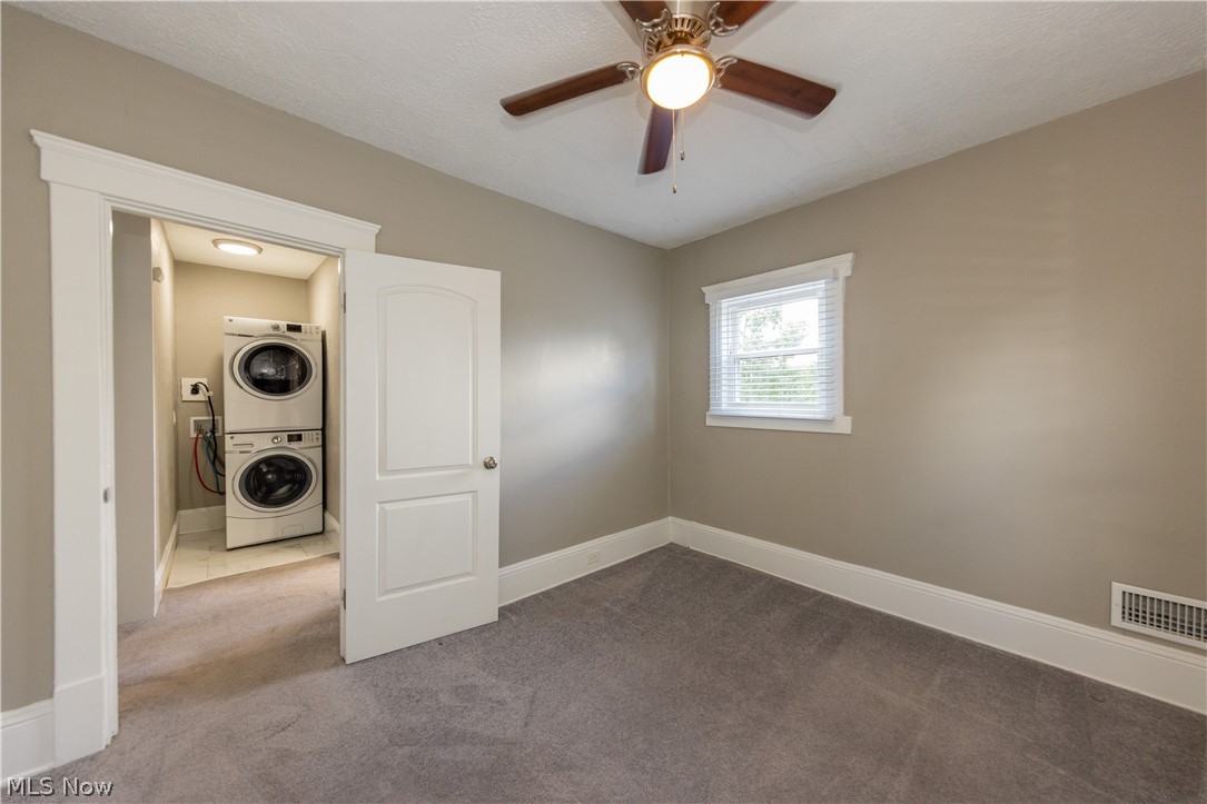1614 Robinwood Avenue Lakewood OH 44107