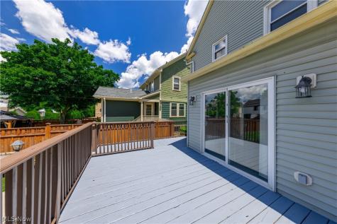 1614 Robinwood Avenue Lakewood OH 44107