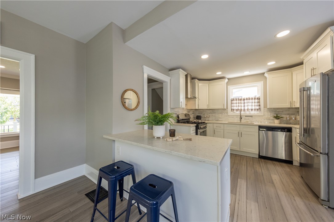 1614 Robinwood Avenue Lakewood OH 44107