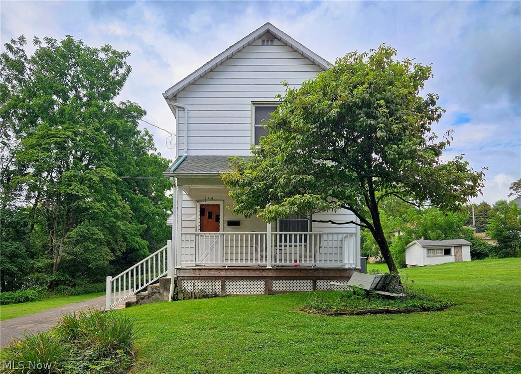 144 Oakview Avenue Struthers OH 44471
