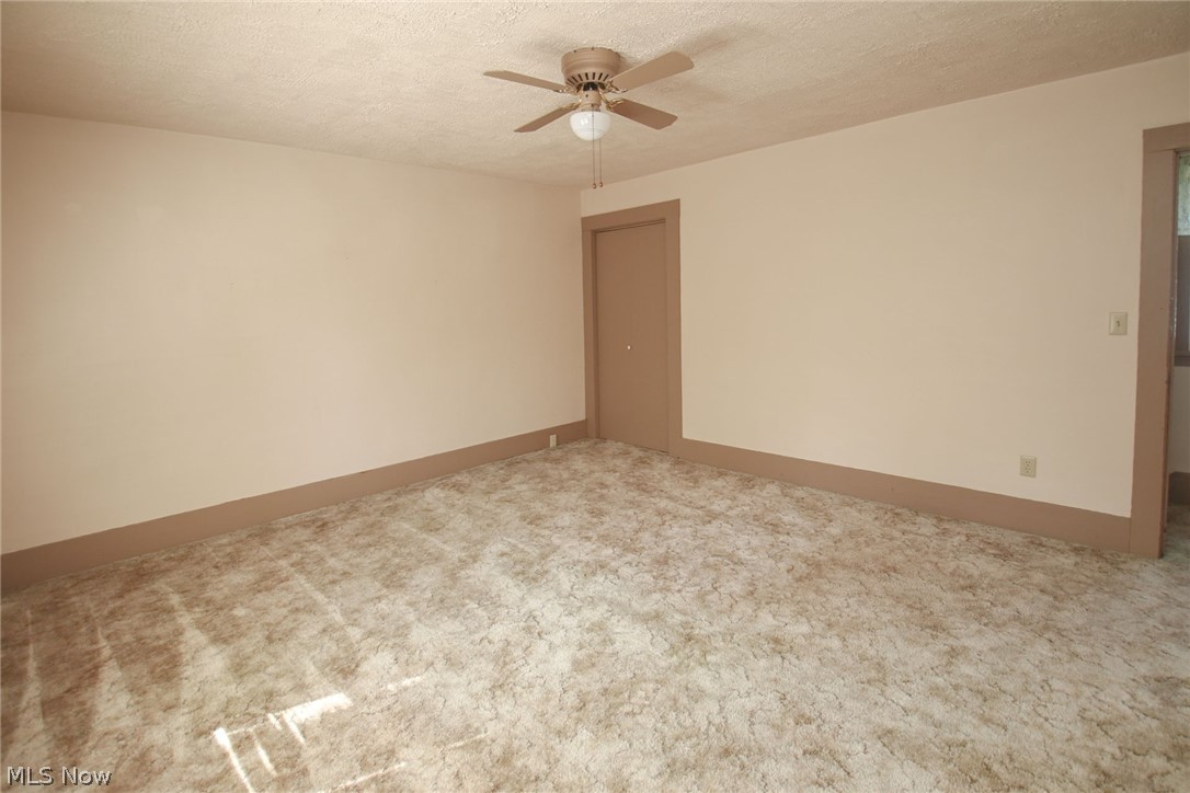 144 Oakview Avenue Struthers OH 44471