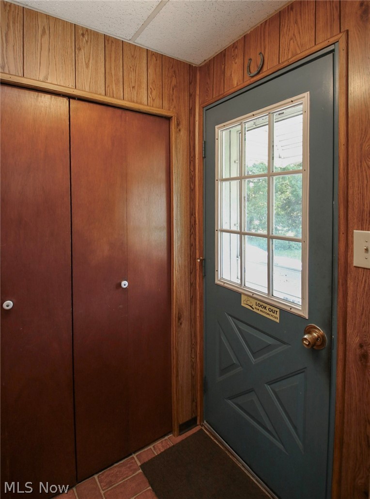 144 Oakview Avenue Struthers OH 44471
