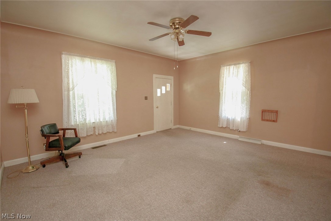 144 Oakview Avenue Struthers OH 44471