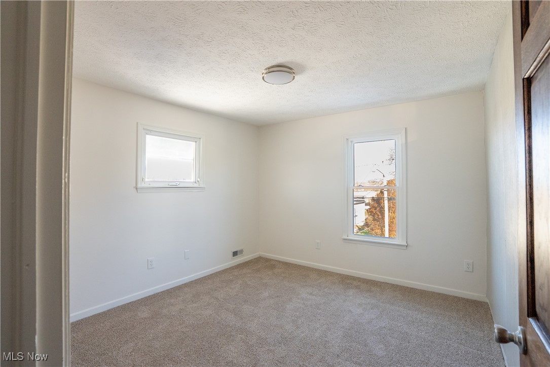 14 E Dartmore Avenue Akron OH 44301