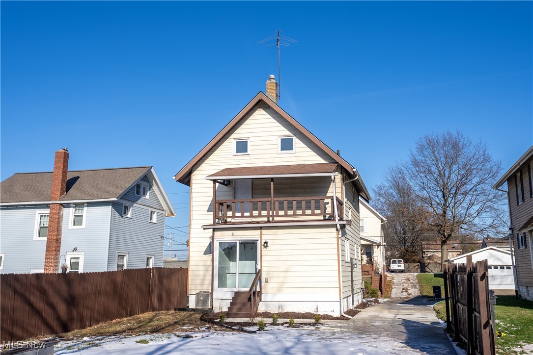 14 E Dartmore Avenue Akron OH 44301