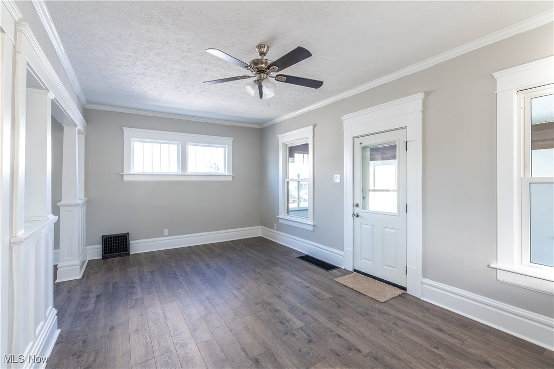 14 E Dartmore Avenue Akron OH 44301