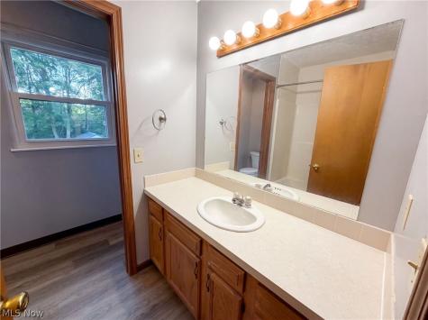 654 Diamond Circle Ravenna OH 44266