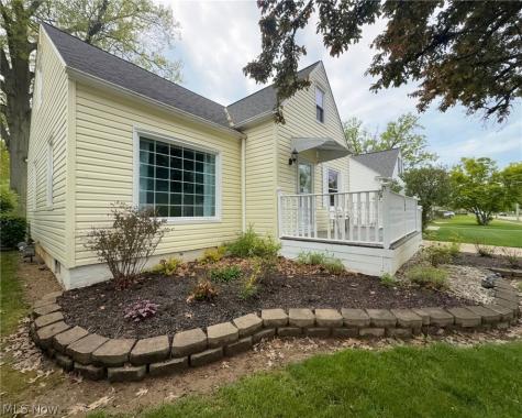 482 E 329th Street Willowick OH 44095