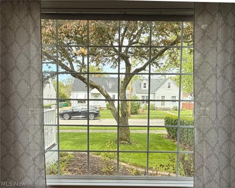 482 E 329th Street Willowick OH 44095