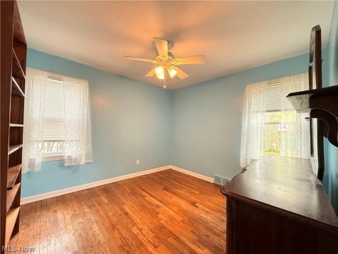 482 E 329th Street Willowick OH 44095