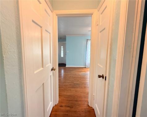 482 E 329th Street Willowick OH 44095