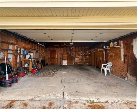 482 E 329th Street Willowick OH 44095