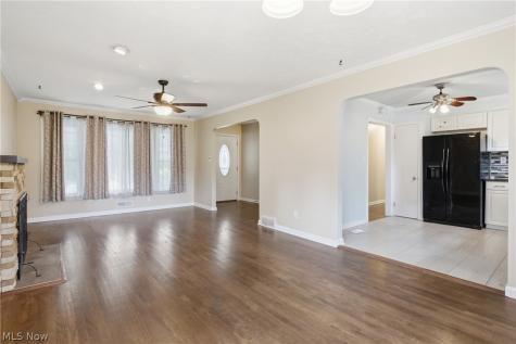 10602 Windham Road Parma OH 44130