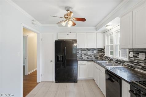 10602 Windham Road Parma OH 44130