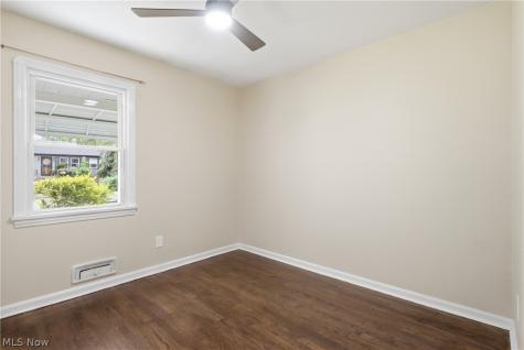 10602 Windham Road Parma OH 44130