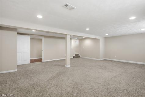 10602 Windham Road Parma OH 44130