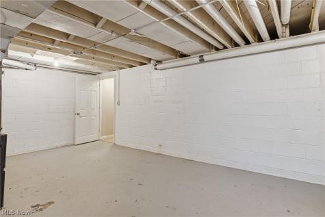 10602 Windham Road Parma OH 44130