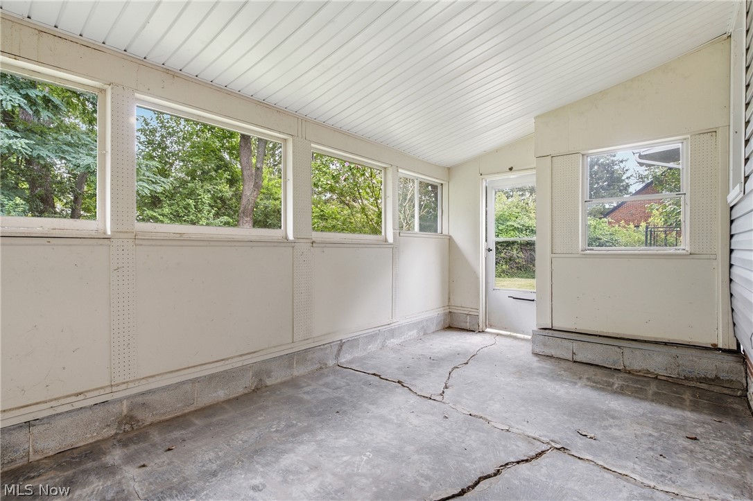 10602 Windham Road Parma OH 44130
