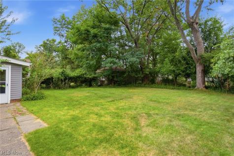 10602 Windham Road Parma OH 44130