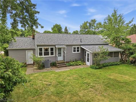 10602 Windham Road Parma OH 44130