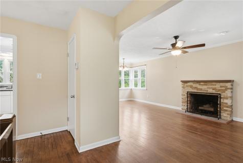 10602 Windham Road Parma OH 44130
