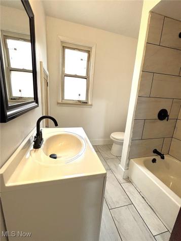 5103 Hamm Avenue Cleveland OH 44127