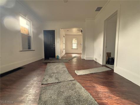 5103 Hamm Avenue Cleveland OH 44127