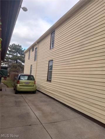 5103 Hamm Avenue Cleveland OH 44127