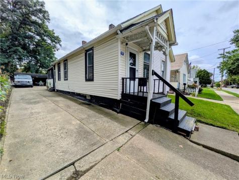 7117 Camden Avenue Cleveland OH 44102