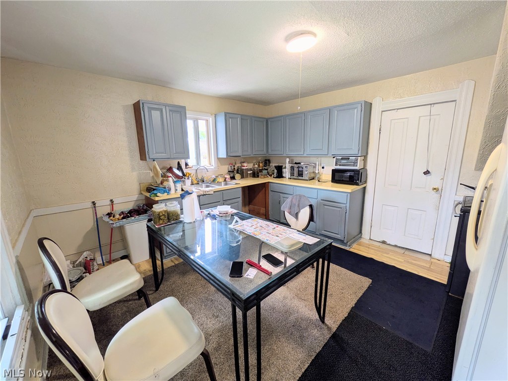 7117 Camden Avenue Cleveland OH 44102