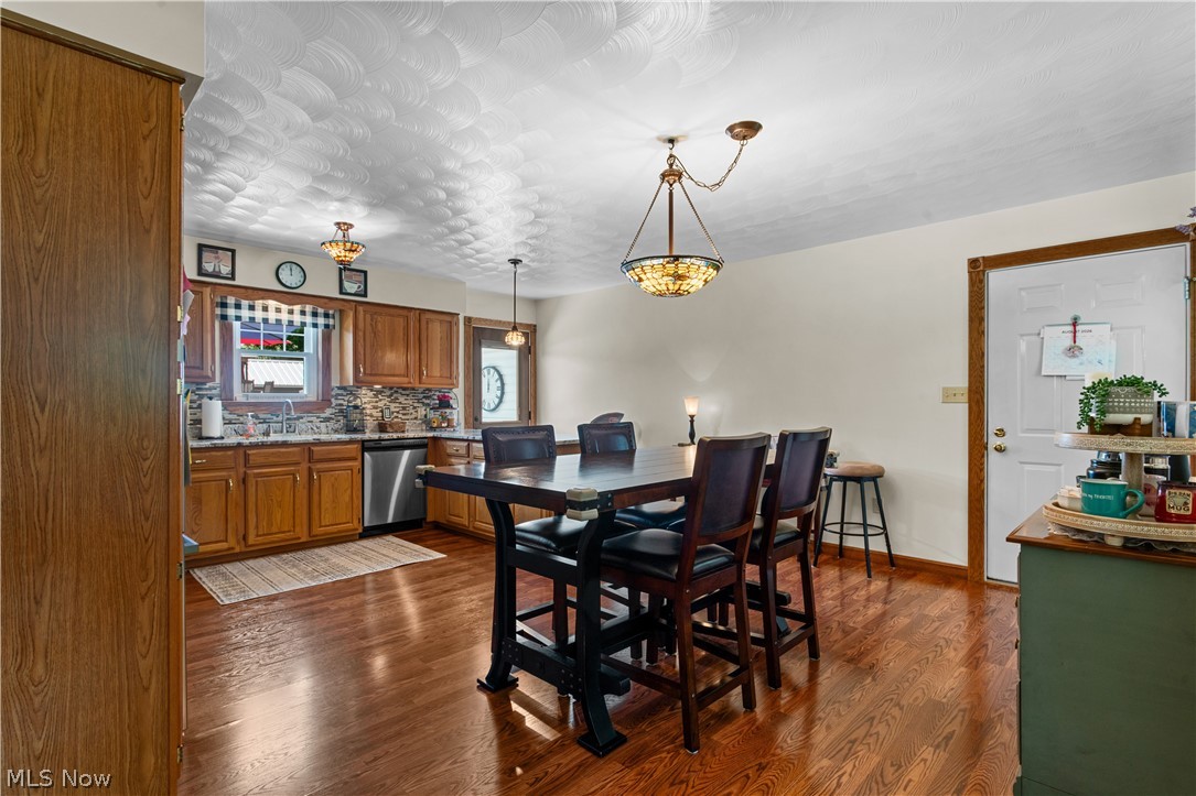12210 Township Road 166 Bloomingdale OH 43910