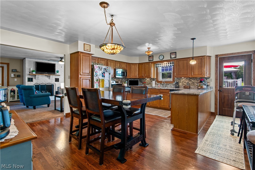 12210 Township Road 166 Bloomingdale OH 43910
