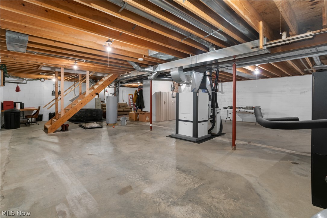 12210 Township Road 166 Bloomingdale OH 43910