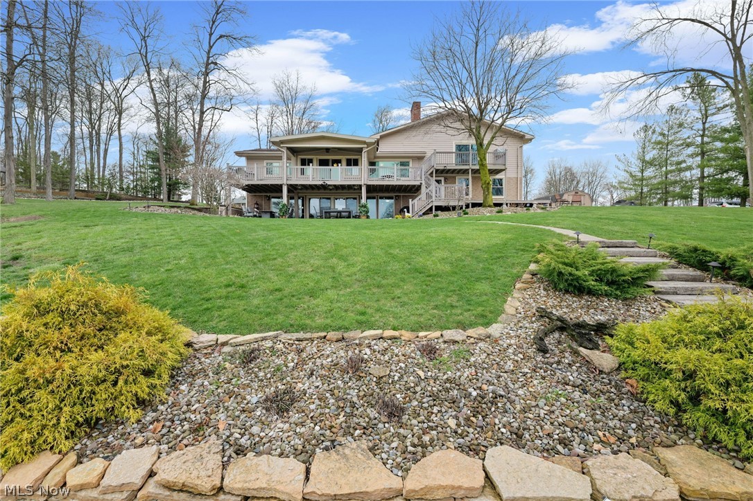 703 Holiday Drive Willard OH 44890