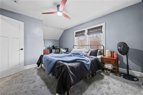 291 Malacca Street Akron OH 44305