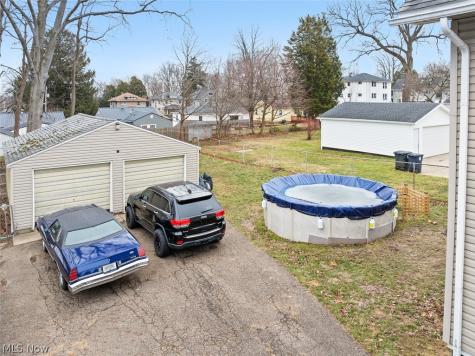 291 Malacca Street Akron OH 44305