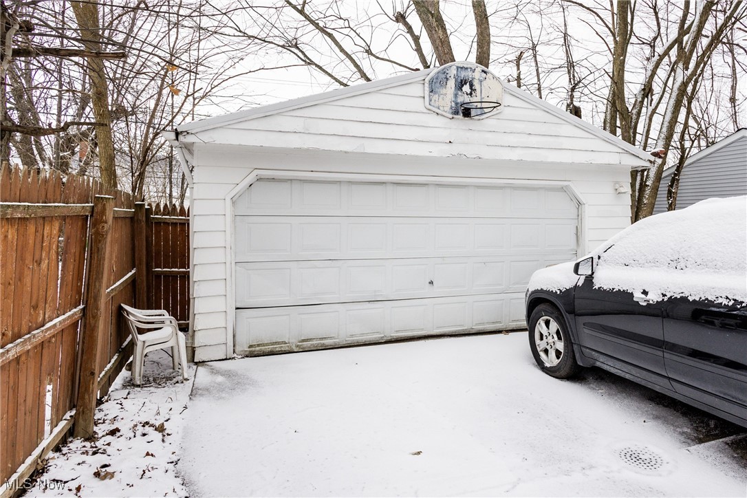 26831 Shoreview Avenue Euclid OH 44132