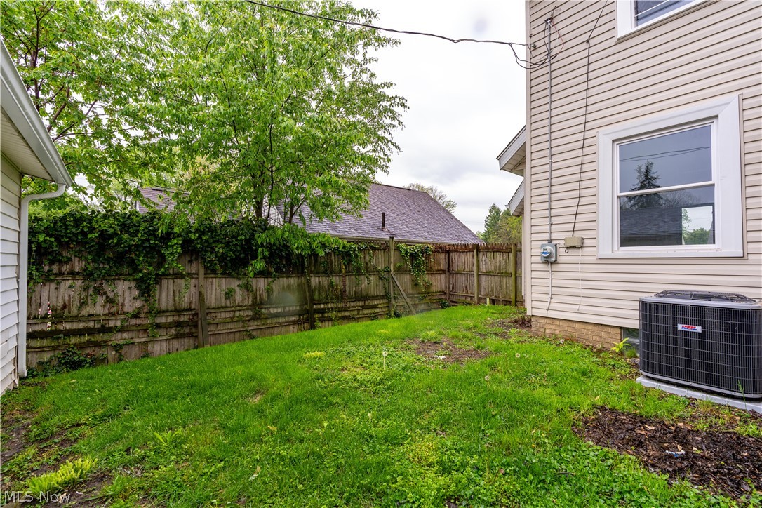 1419 22nd Street NE Canton OH 44714