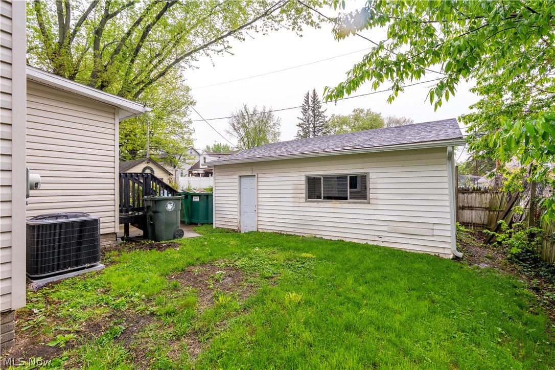 1419 22nd Street NE Canton OH 44714