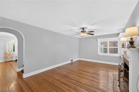 1731 Broad Boulevard Cuyahoga Falls OH 44223