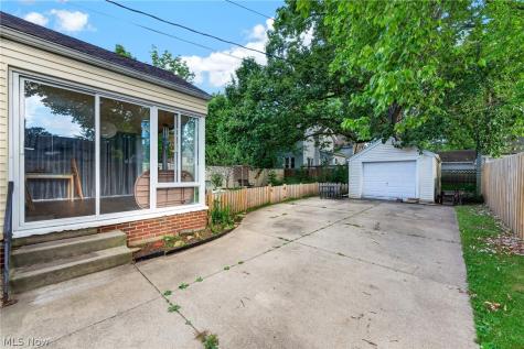 1731 Broad Boulevard Cuyahoga Falls OH 44223