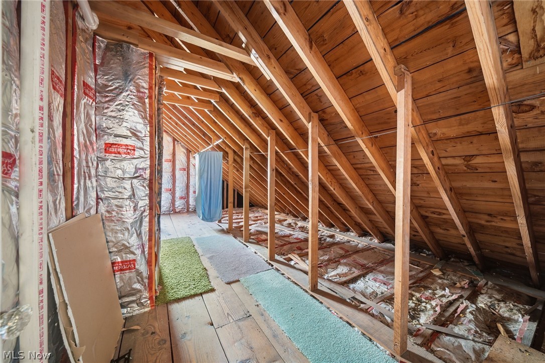 614 Whitney Road Conneaut OH 44030
