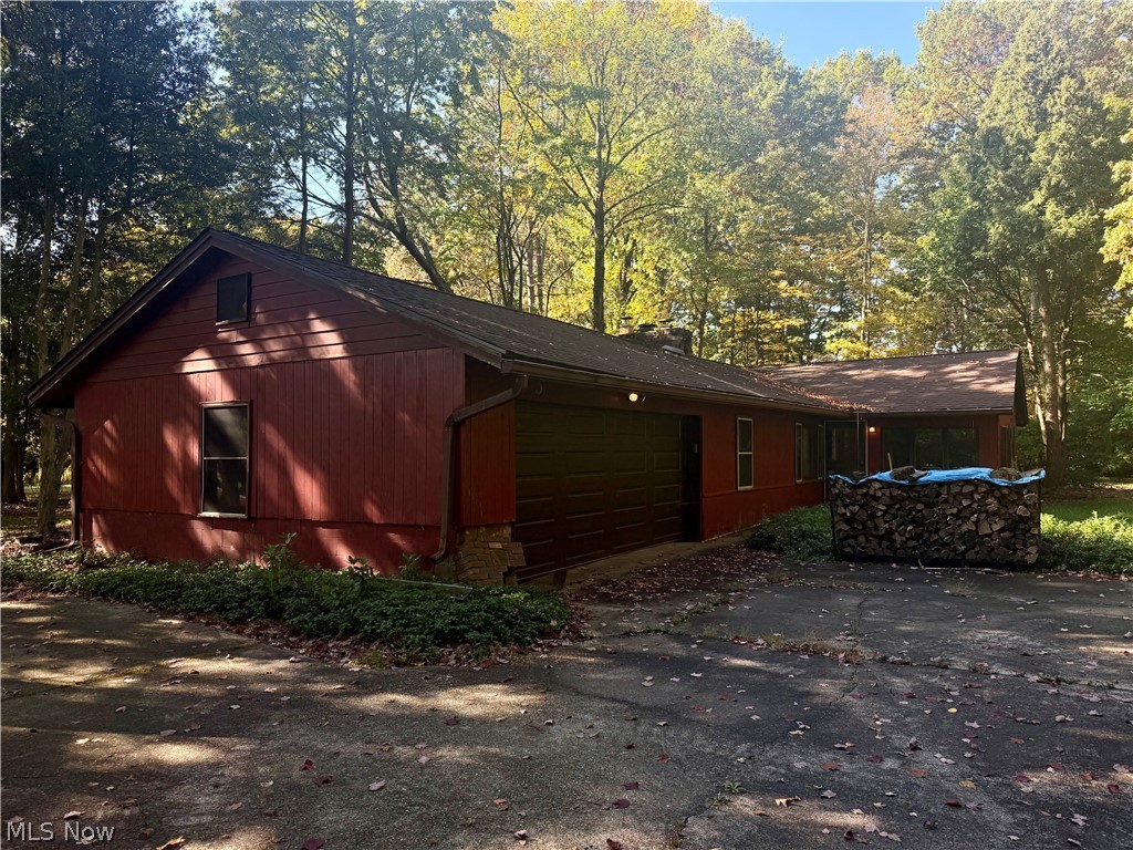 897 Ledge Road Macedonia OH 44056
