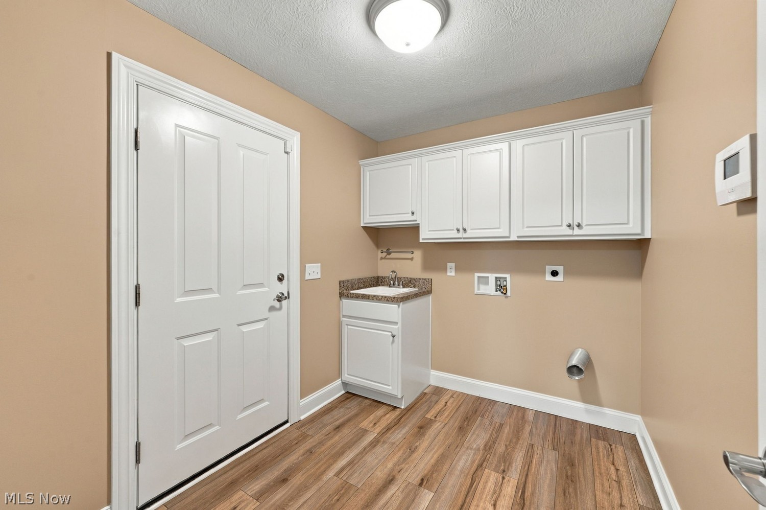 950 Cabot Drive Canal Fulton OH 44614