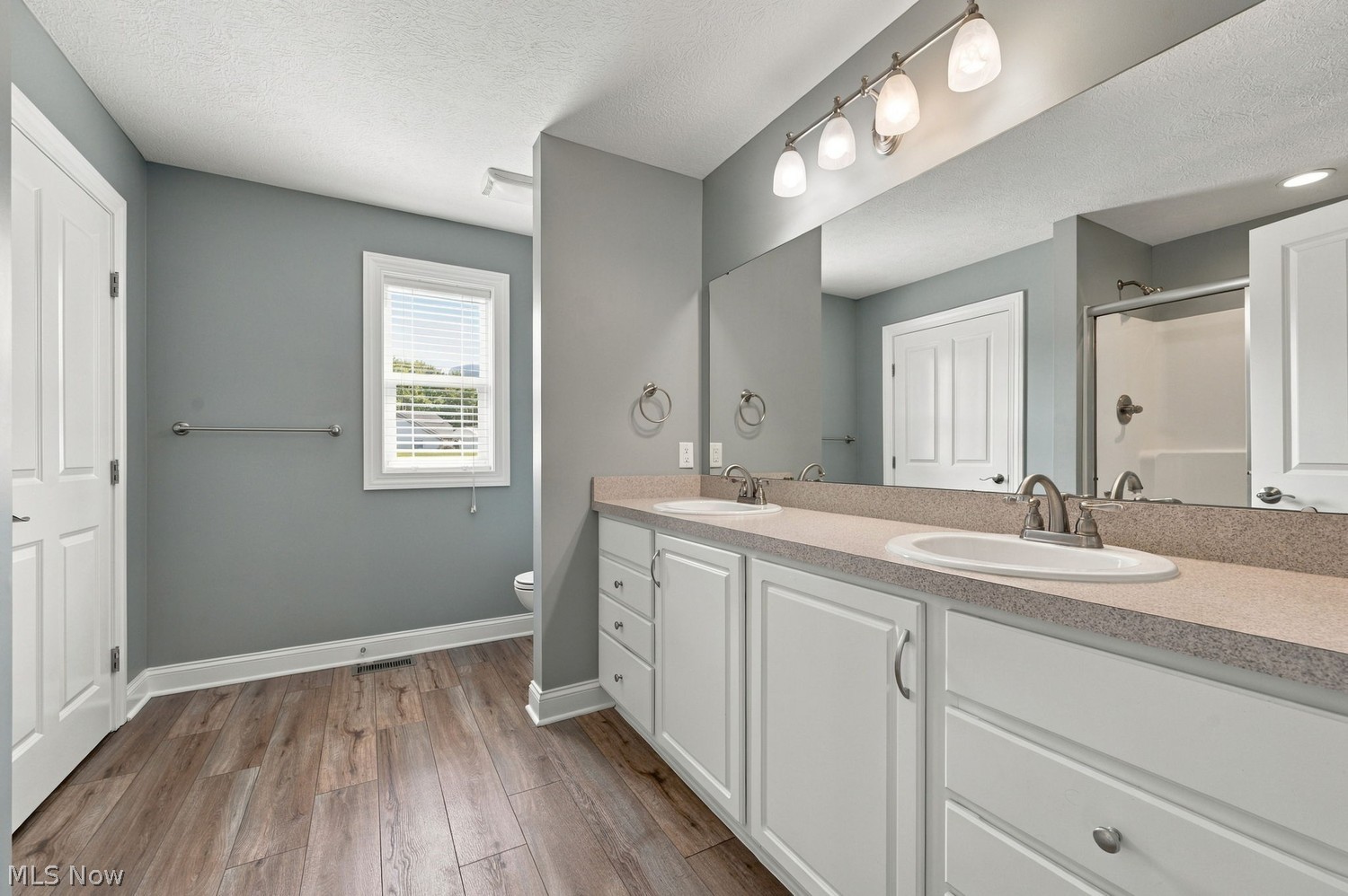 950 Cabot Drive Canal Fulton OH 44614