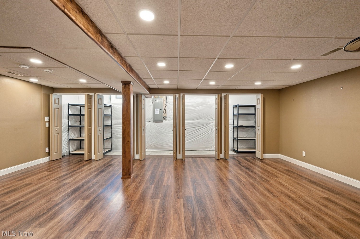 950 Cabot Drive Canal Fulton OH 44614